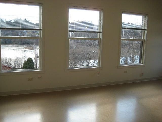 2nd image of 120 W Canal St #5