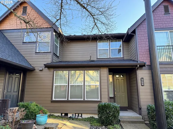 784 NE 72nd Ave, Hillsboro, OR 97124