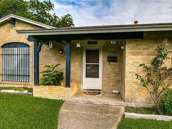3rd image of 11341 Glen Cross Dr