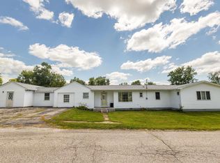 430 Wade St, Mitchell, IN 47446