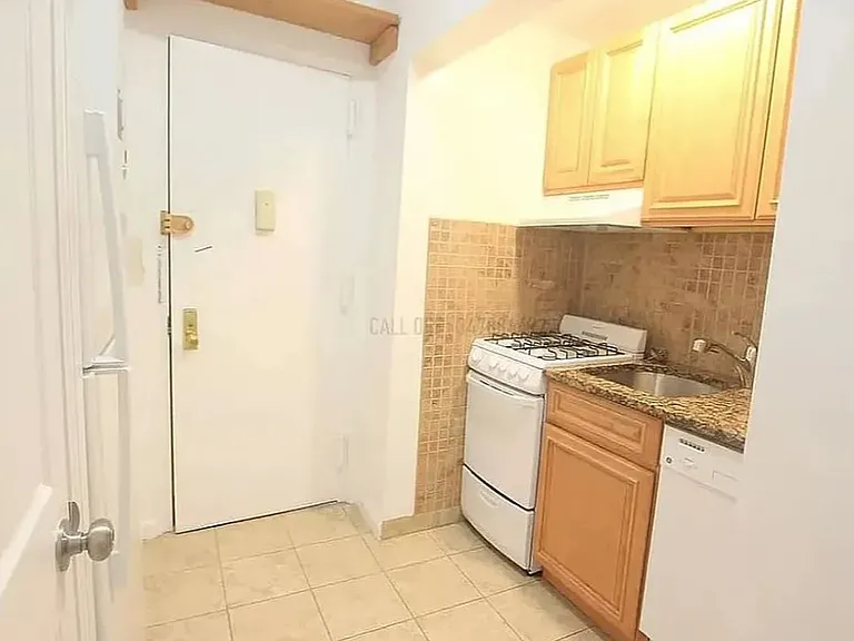 309 W 72nd St #3B — Photo 9