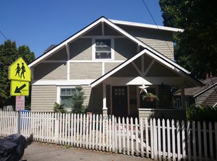 1528 Grand Ave, Seattle, WA 98122