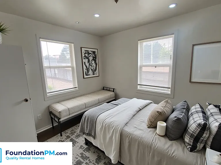 1277 Airways Blvd #2 — Photo 11