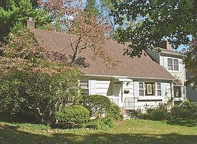 2nd image of 39 Oak Rd