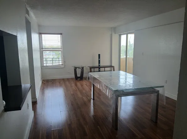 5995 Biscayne Blvd APT 504, Miami, FL 33137