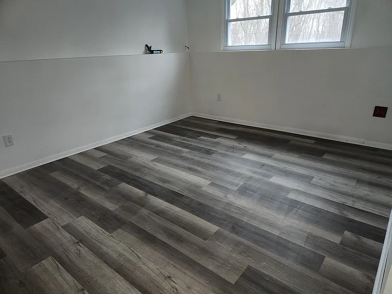 280 Hyatt Ave — Photo 9