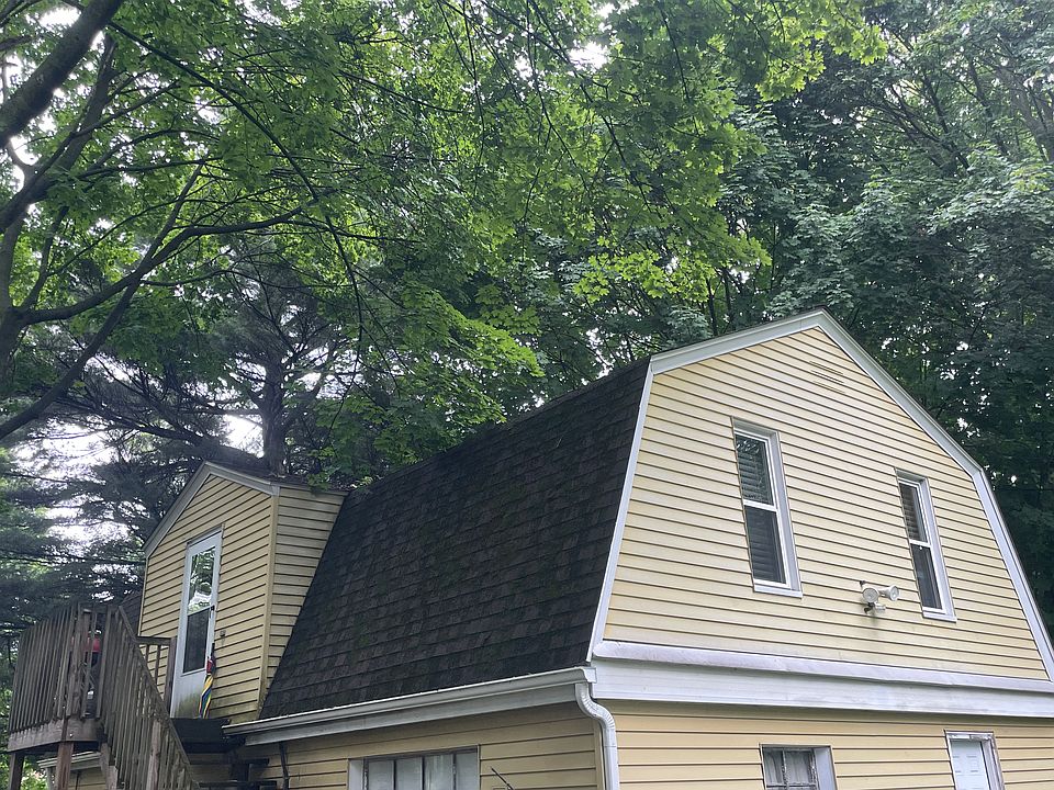 Second floor apartment