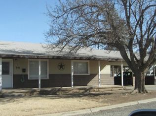 201 SE Alpine Dr, Plainview, TX 79072