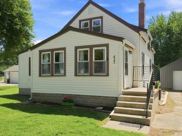 422 Charles St, Plymouth, IN 46563