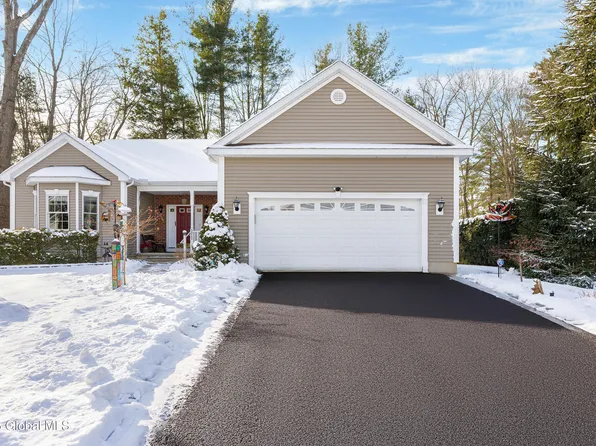 5011 Colonial Drive, Schenectady, NY 12303