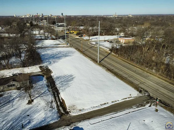 600 SE Wear Ave, Topeka, KS 66607