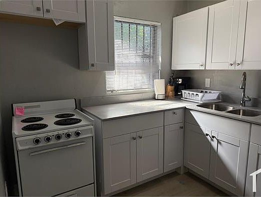 3rd image of 52 NW 61st St Unit B