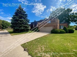 1005 Ohio Ave, Grand Haven, MI 49417