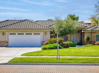 802 7th St, Ripon, CA 95366