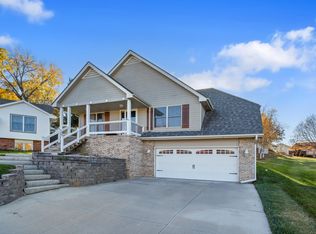 212 Antioch Dr, Council Bluffs, IA 51503