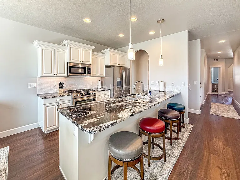 9753 W Wildbranch Dr — Photo 8
