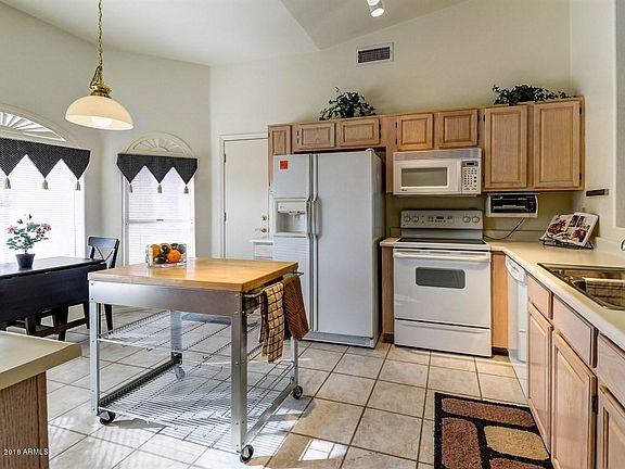 3rd image of 15806 E Sunflower Dr
