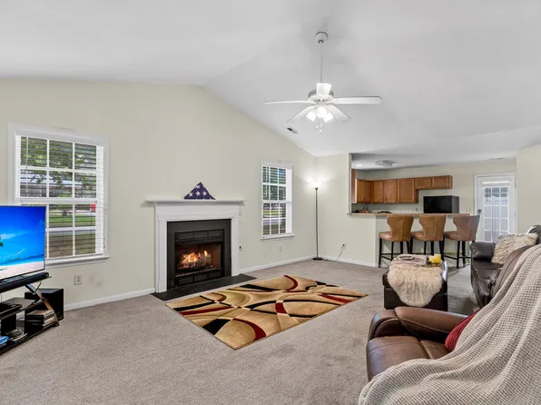 2919 Fernwood Dr, Charleston, SC 29406