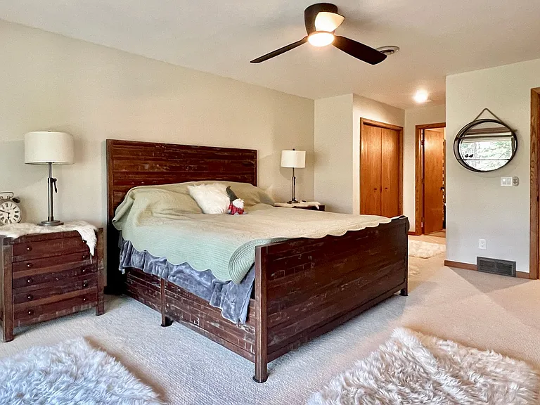 6245 Summit Ct — Photo 37