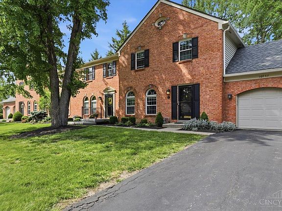 3rd image of 10757 Fallsington Ct