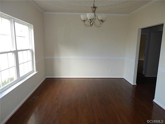 3rd image of 13300 Naylors Blue Ct