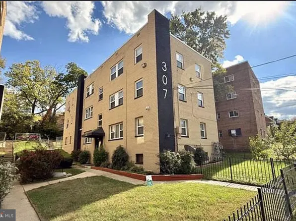 307 Division Ave NE, Washington, DC