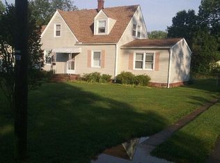12 Davis Ave, Newport News, VA 23601