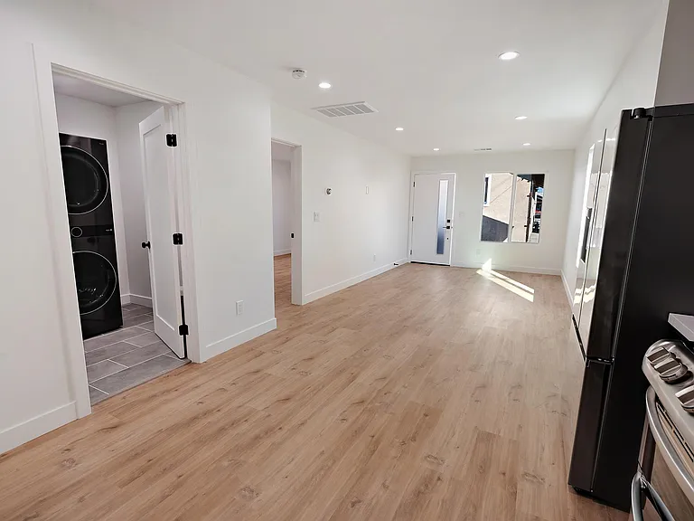 10333 San Antonio Ave — Photo 15