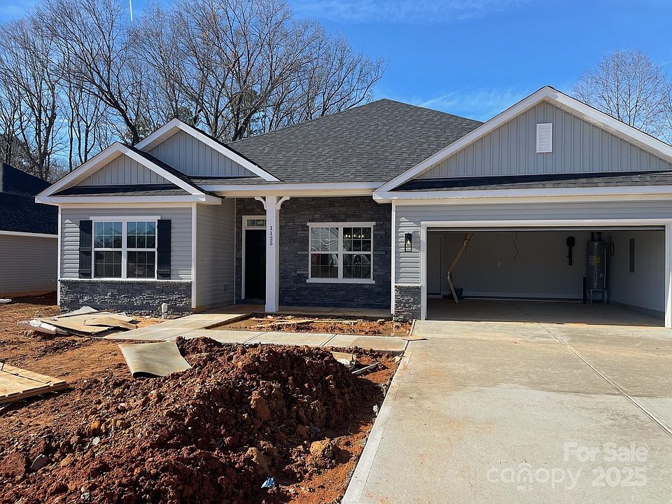 1st image of 1125 Kildare Dr #71