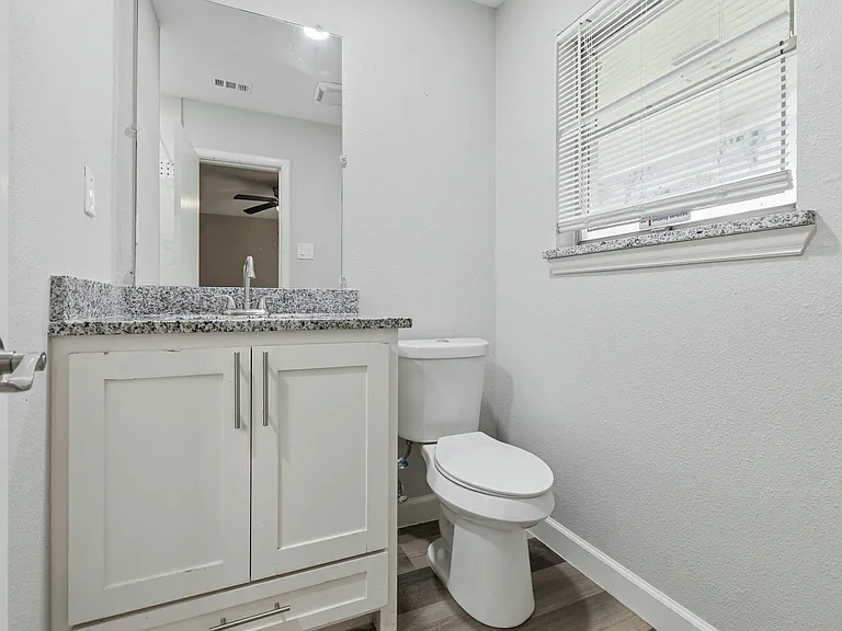 1732 Sheffield Pl — Photo 20