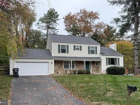 11715 Lariat Ln, Oakton, VA 22124