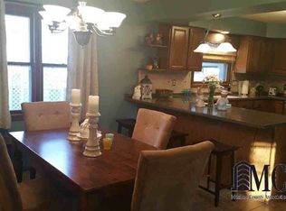 3235 Chippewa Trl, Monroe, MI 48162