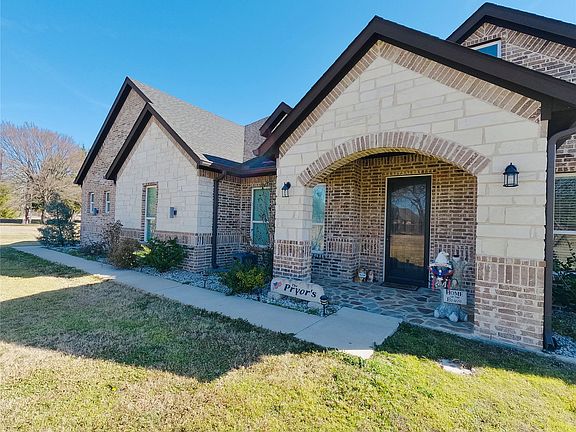 3rd image of 319 Lanier Rd