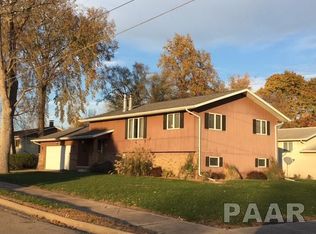 815 N 8th Ave, Canton, IL 61520