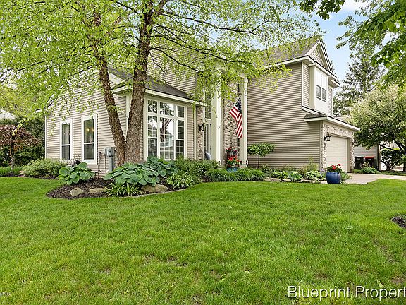 2nd image of 5412 E Heathwood Dr SE