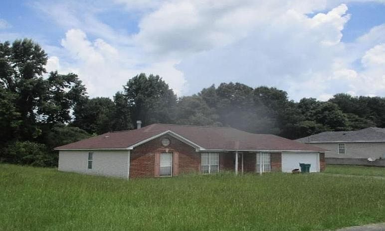 1st image of 100 Anna Ct