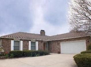 313 Meadow Wood Dr, Joliet, IL 60431