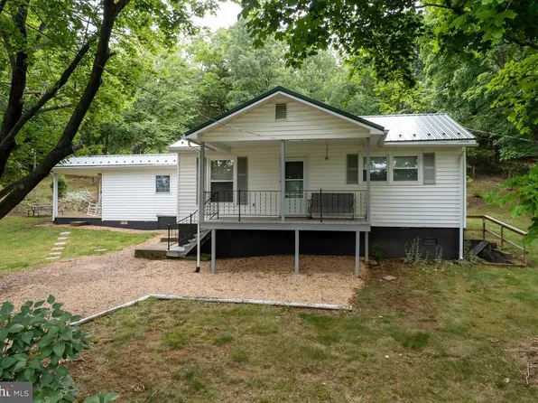 1559 Kite Hollow Rd, Stanley, VA 22851