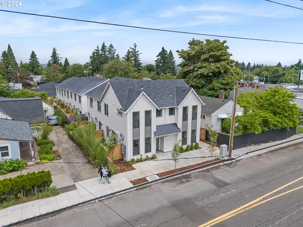 5873 NE Prescott St #9, Portland, OR 97218