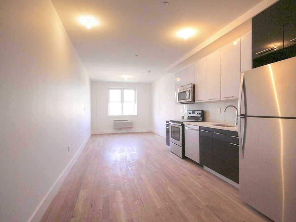 1st image of 26 Scholes St #1A