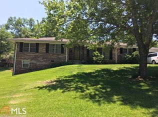 38 Julia Ln, Toccoa, GA 30577