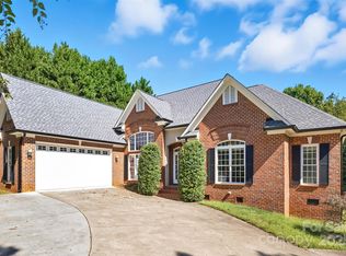 111 Ridgecrest Dr, Cherryville, NC 28021