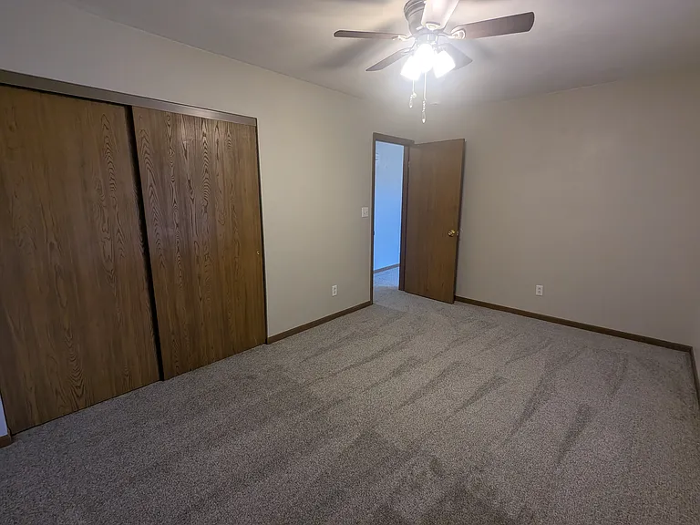 803 Plankway Dr — Photo 14