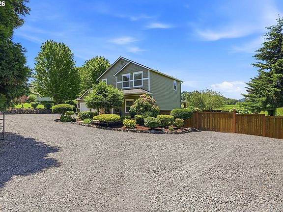 3rd image of 8975 SE 282nd Ave