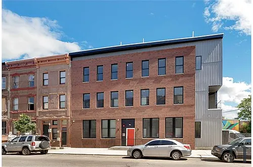 3006 Ridge Ave Photo 1