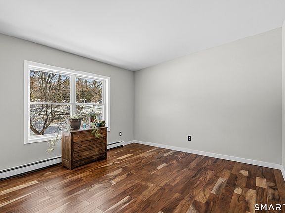 2nd image of 23 Versailles Road