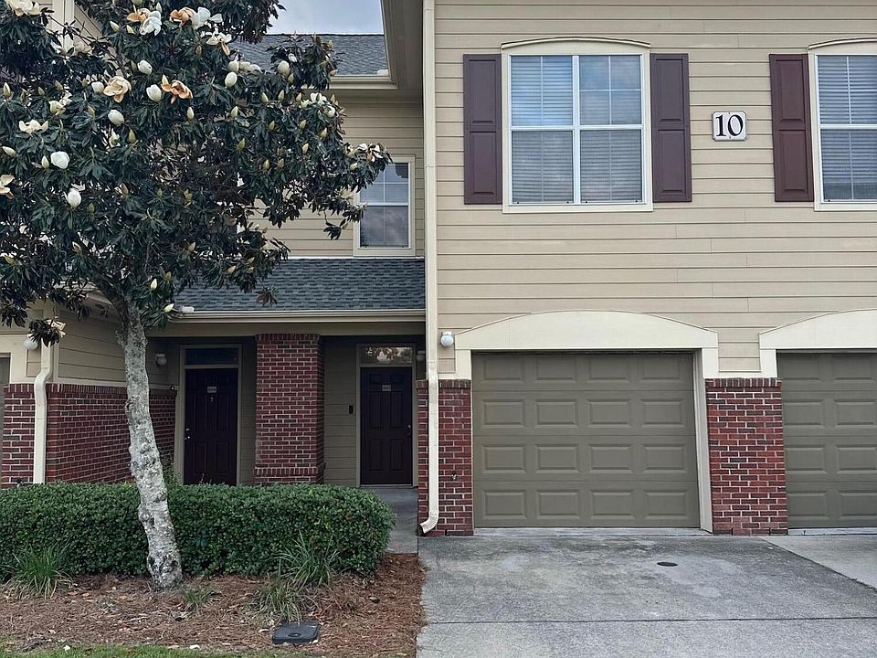 2nd image of 1106 Baldwin Rowe Cir #1106