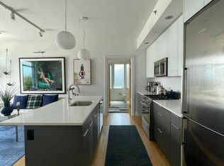 38 Grand St, Brooklyn, NY 11249