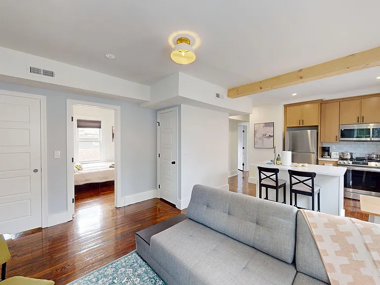 69 Edwards St — Photo 5