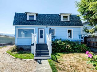 812 W 4th St, Port Angeles, WA